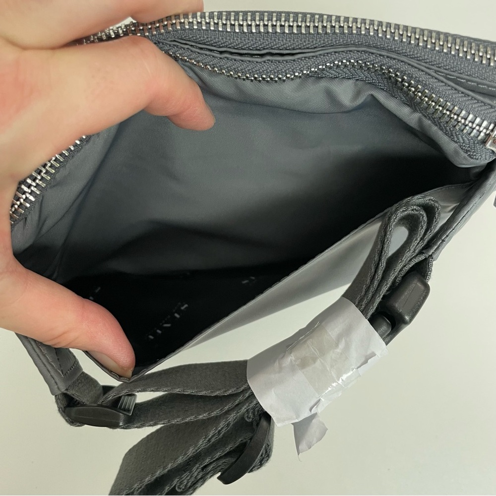 State Bag Lorimer Fanny Pack Belt Bag Zip Pocket Nylon Travel Grey Silver Unisex - Picture 11 of 13